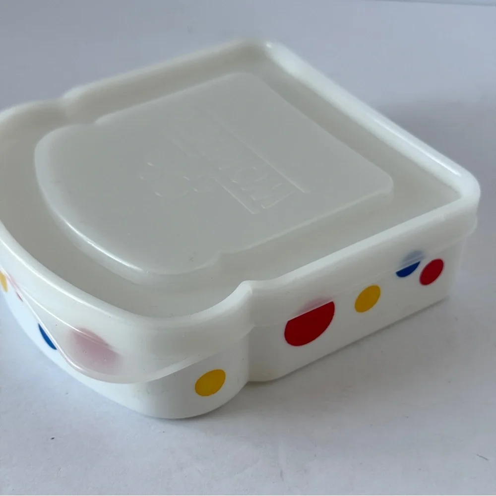 Wonder Bread white sandwich